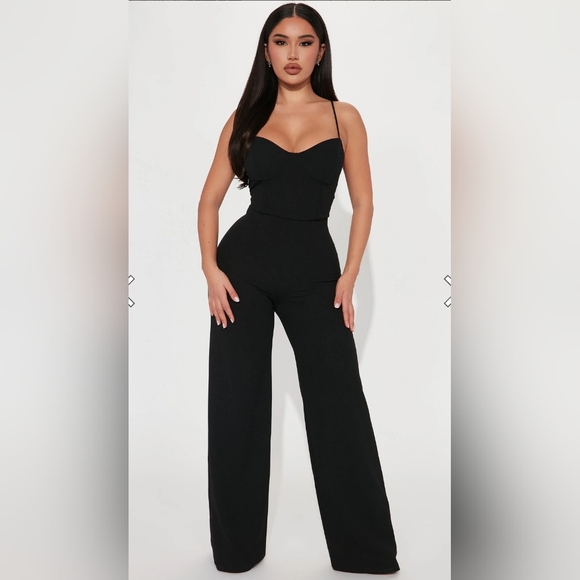 Fashion Nova Pants - NWT One-piece pant suit Sz M
